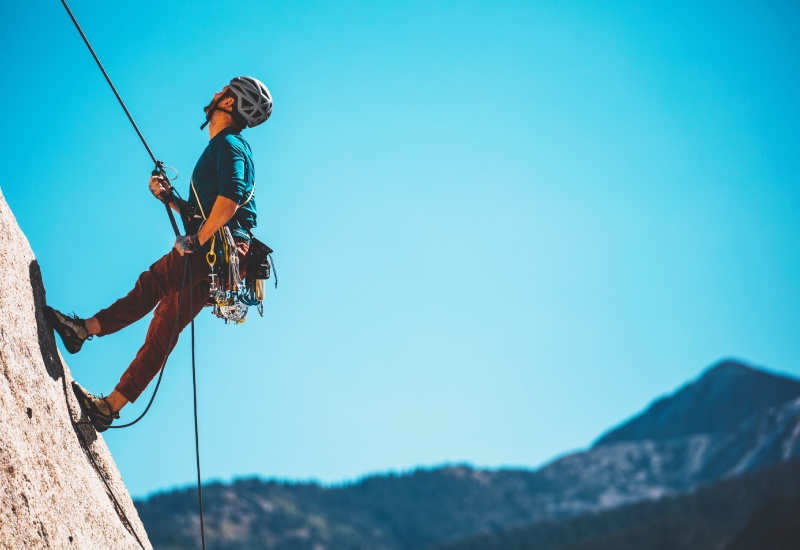 Rock Climbing In Jibhi
